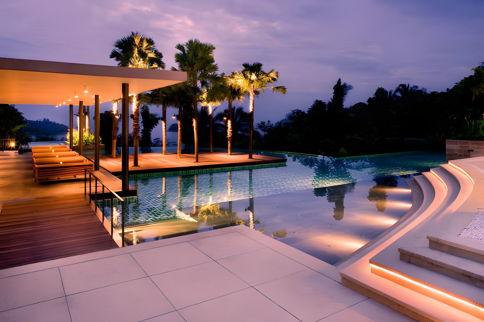 Contemporary Hawaii home exterior